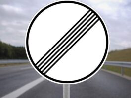 german autobahn no speed limit road sign